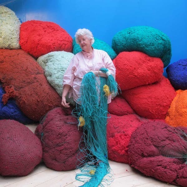 Sheila Hicks