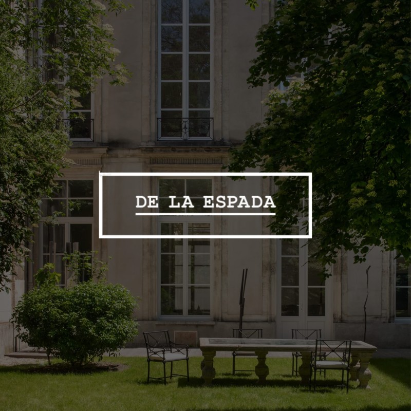 De La Espada - AMÉLIE DU CHALARD: BRINGING ART HOME