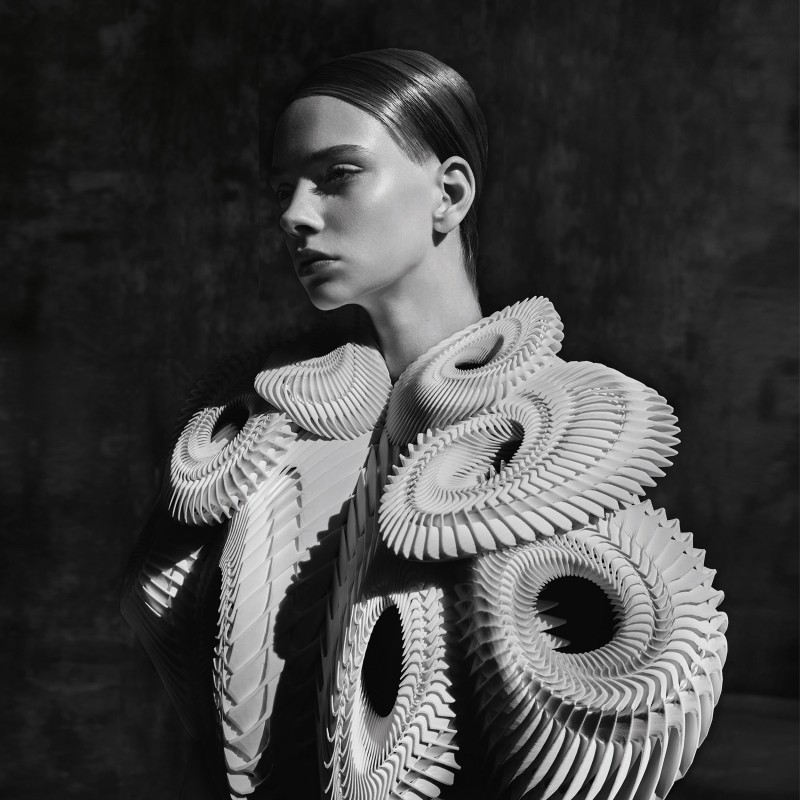 IRIS VAN HERPEN. SCULPTING THE SENSES